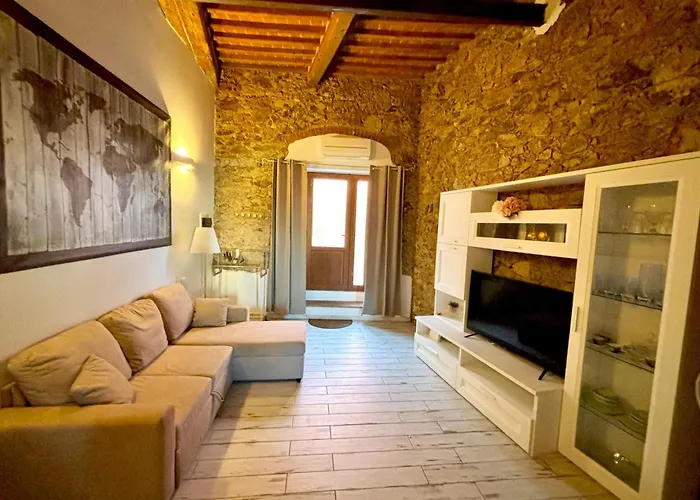 Casa Leo
