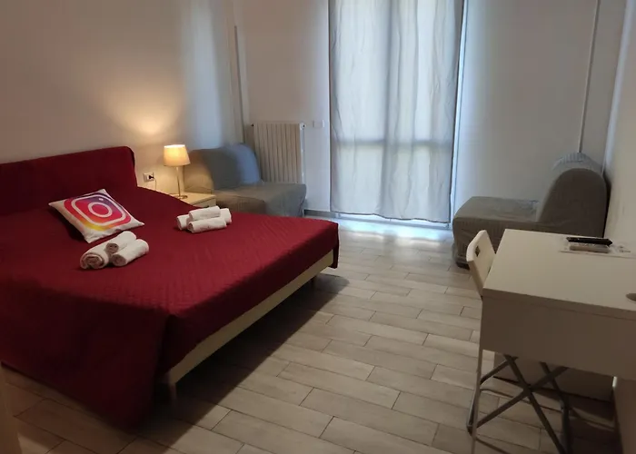 Guest House Web Room