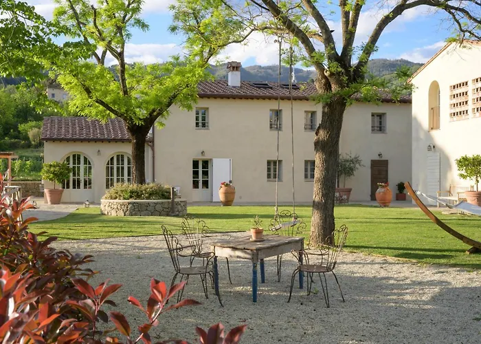Awesome Home In Massa E Cozzile