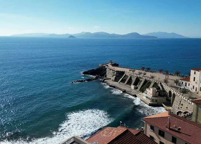Senyum - Ampio Appartamento con AC a 2 passi dal Centro Storico