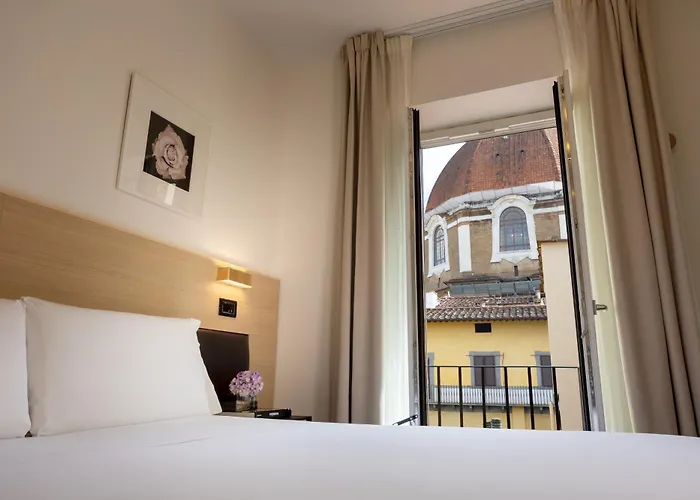 Globus Urban Hotel
