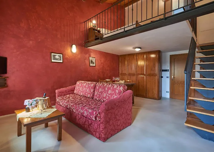 Hotel Casanova - Wellness Center La Grotta Etrusca San Quirico dʼOrcia