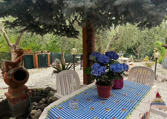 Agrihome di Alberto Giuseppe Gulotta B&B Bella Vista Chalet La Vista