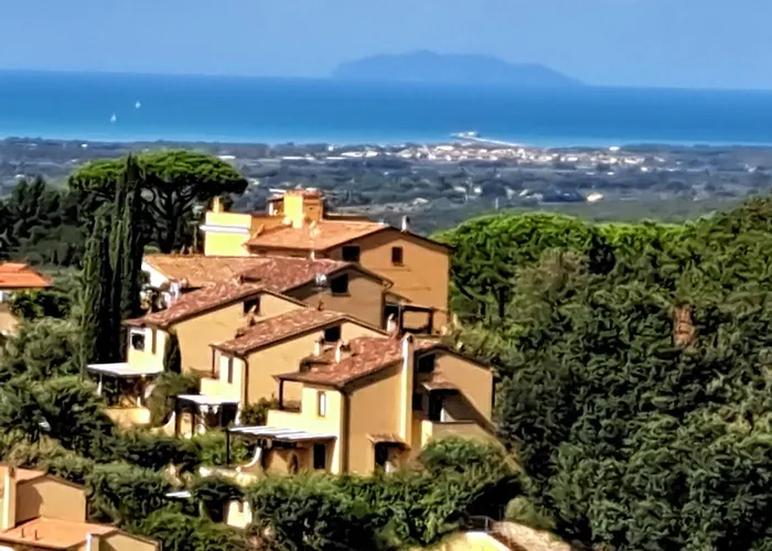 TRILOCALE a pochi chilometri dal mare piscina e parcheggio
