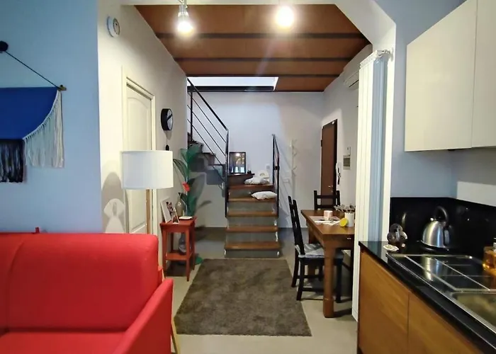 La casa di E