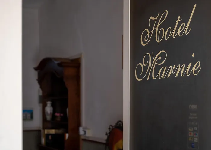 Hotel Marnie