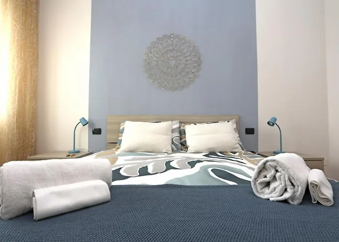 Sunshine Apartment In Florence