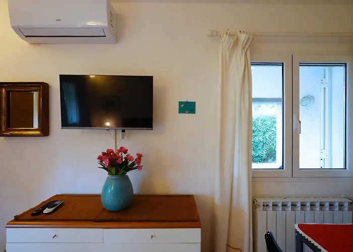 Casa vacanze Capoliveri -Lacona 80m from beach-AC-WIfi- parking-garden