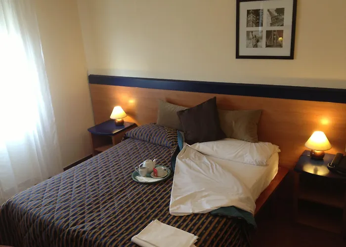 Hotel Indicatore