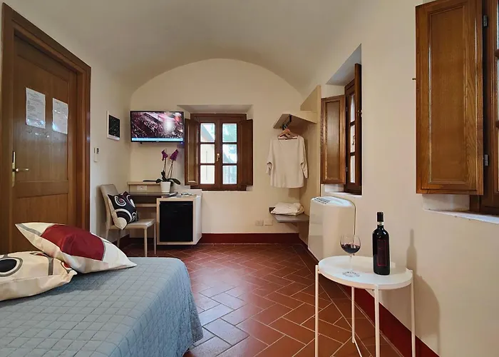 Chiostro Delle Monache Hostel Volterra