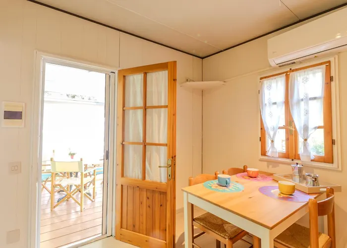 Camping Village Costa Est