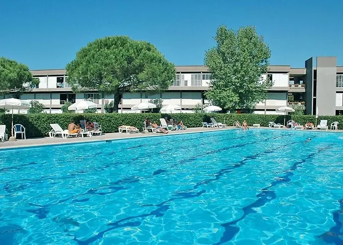 Monolocale con piscina a due passi dal mare