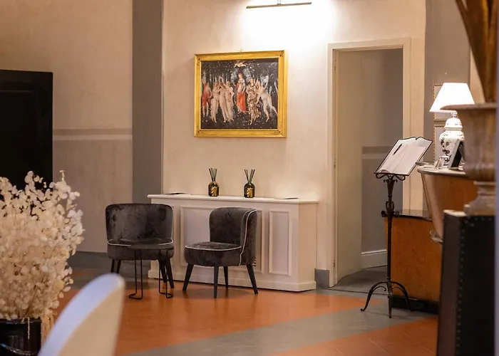 Relais Hotel Centrale Dimora Storica Florence