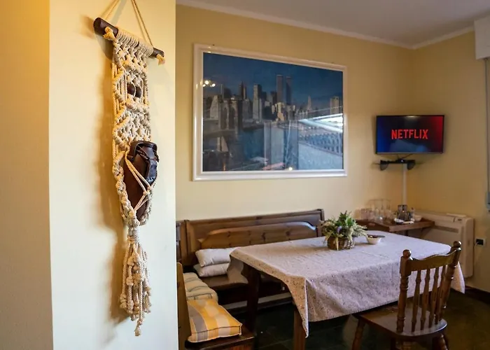 Appartamento in Residence con Piscina e Baia Privata