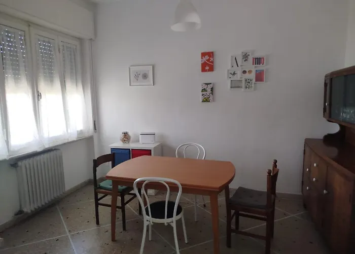 Casa Felci - Spacious Apartment Near The Beach In Tirrenia