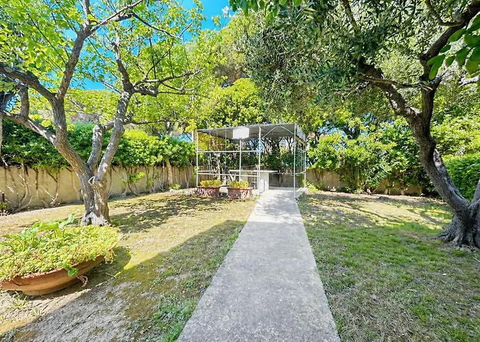 Casa Berso' a Marina di Cecina by Zoom In Earth