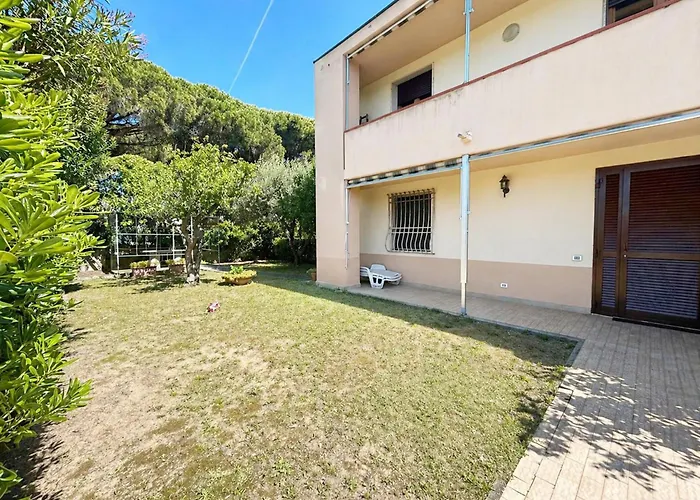 Casa Berso' a Marina di Cecina by Zoom In Earth