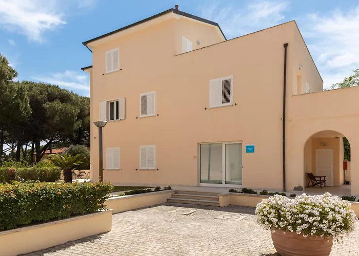 Bolgheri Marina Resort
