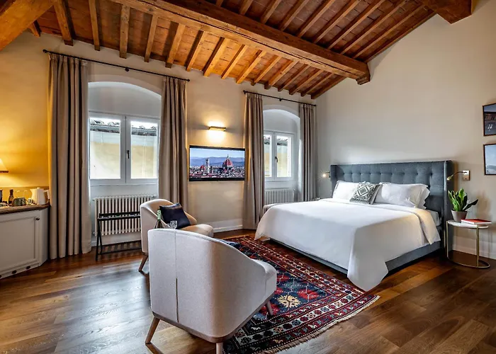 Le Torri By Dimora Collection - 18Th-Century Palazzo Suites In Florence - Adults Only