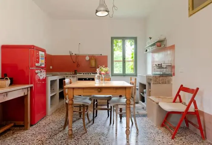 Capannacce Organic And Horse Farm