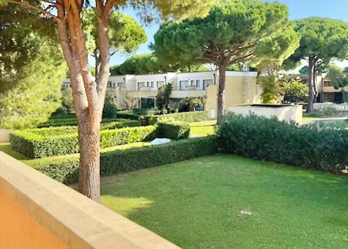 Forte B2-27, central apartment 6 beds in Marina di Bibbona