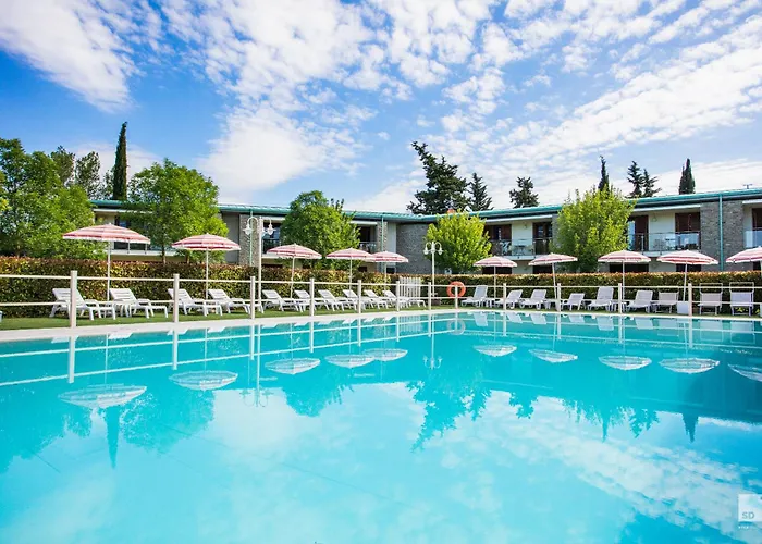 Chianti Village - Parcheggio Gratuito Tavarnelle Val di Pesa