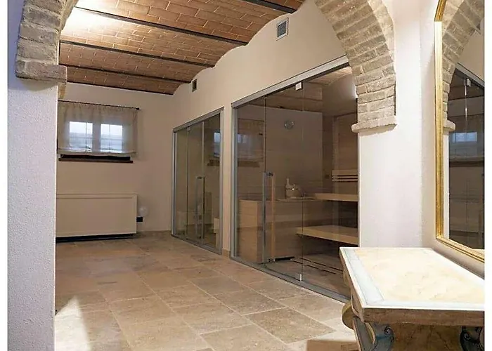 Villa Ripa Comfortable Holiday Residence