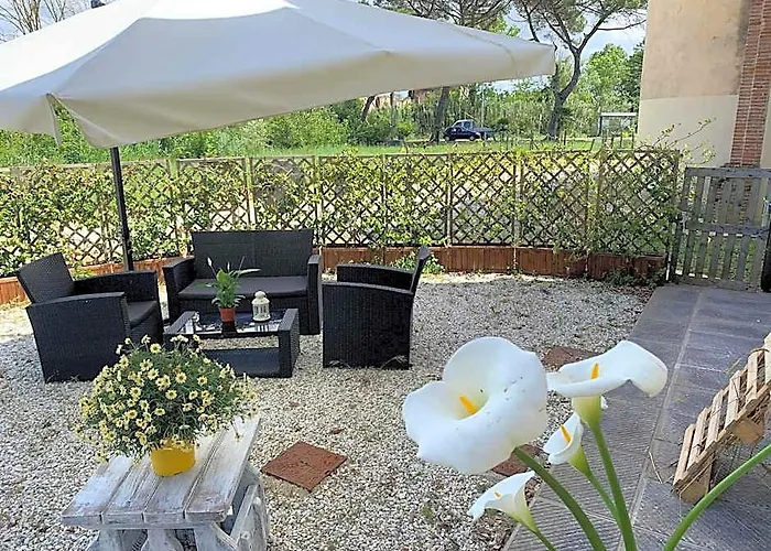 - Il Casale Toscano Guesthouse - 1900 Mt From Pisa Tower - No Air Conditioning But Fan In The Room- No Fridge - No Breakfast - Free Parking - Check In From 3 Pm -