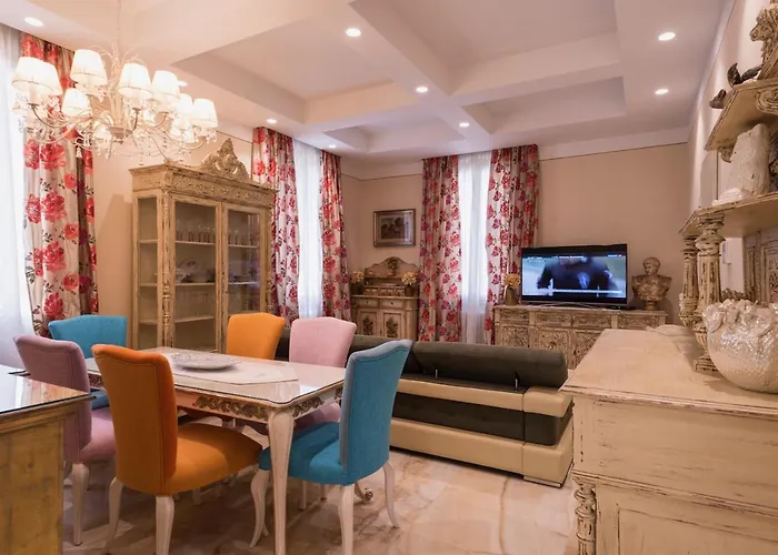 Villa in Montecatini Terme Private Garden&Parking