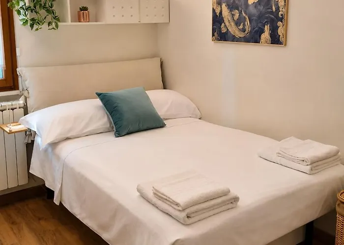 Casa Camelia Mare