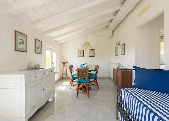 Bilocale A Picco Sul Mare - Vivere Housing