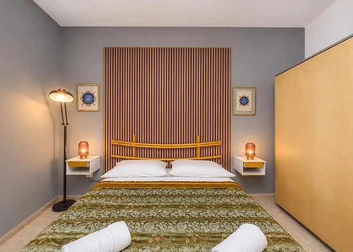 Casa Lisi - Moderno Appartamento con Parcheggio Privato
