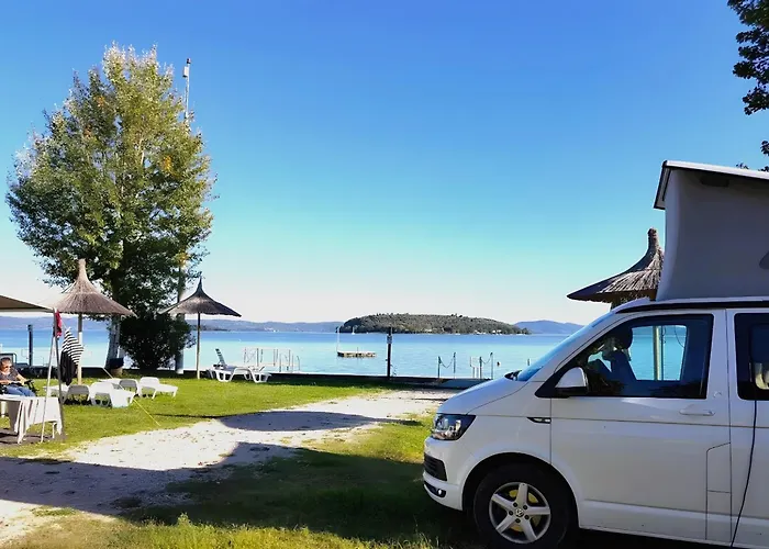 Camping Village Punta Navaccia
