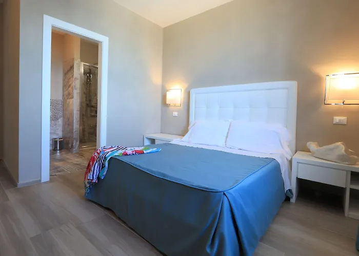 Hotel Cecina Beach