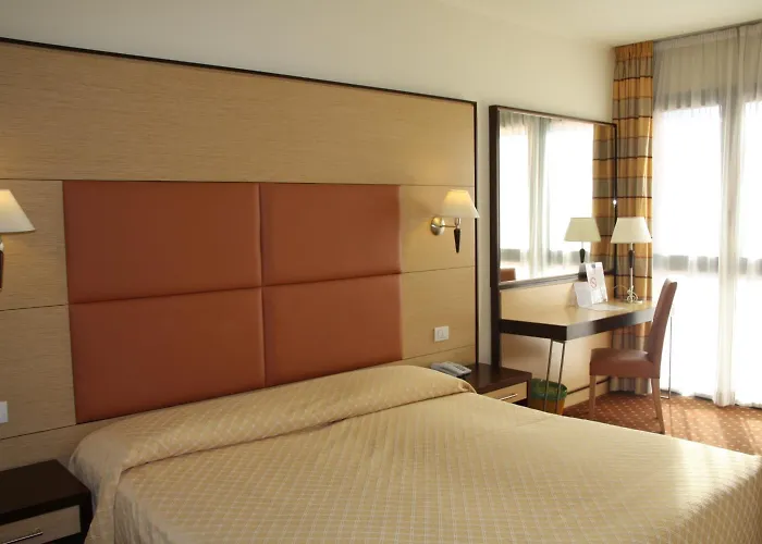 Inn Hotel