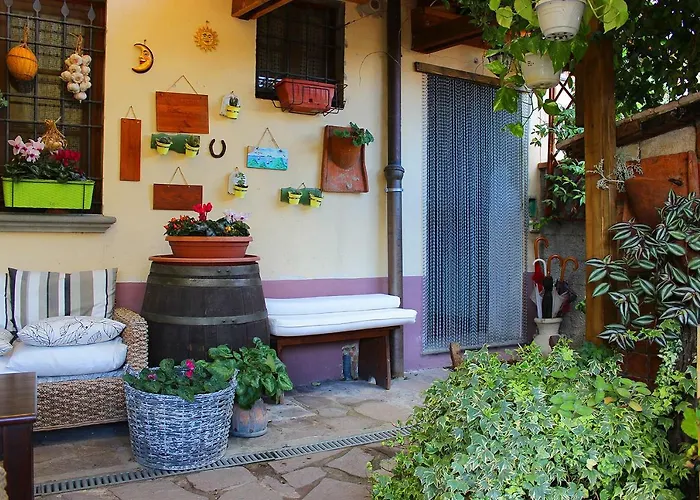 Mina House