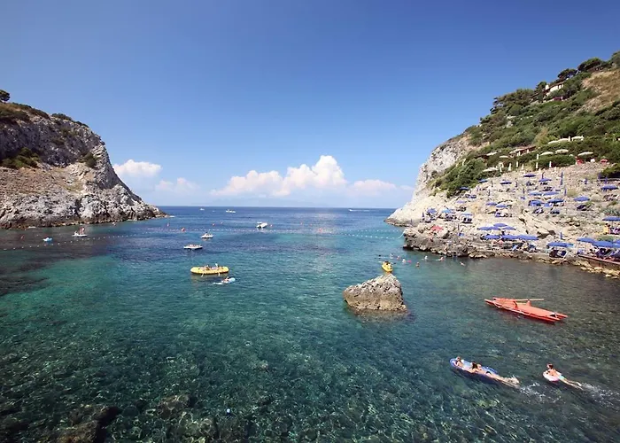 Maremonti Consorzio di Calapiccola con piscina e spiaggia